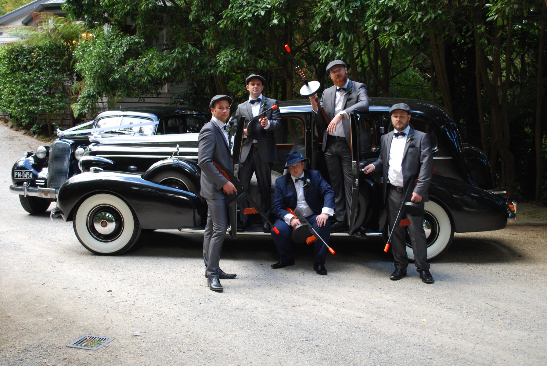 Classic-car-hire-Melbourne-Bu-cadi-wedding-cars-Viewbank-3084