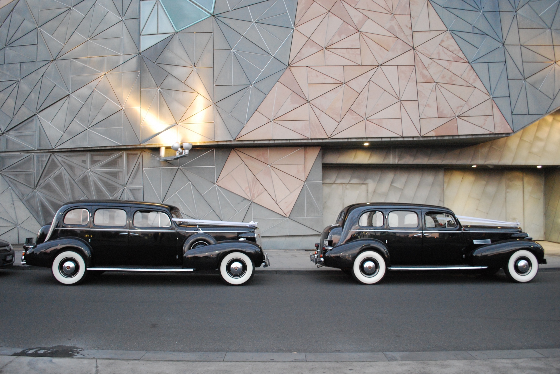 federation-square-wedding-Bu-cadi-wedding-cars-Viewbank-3084