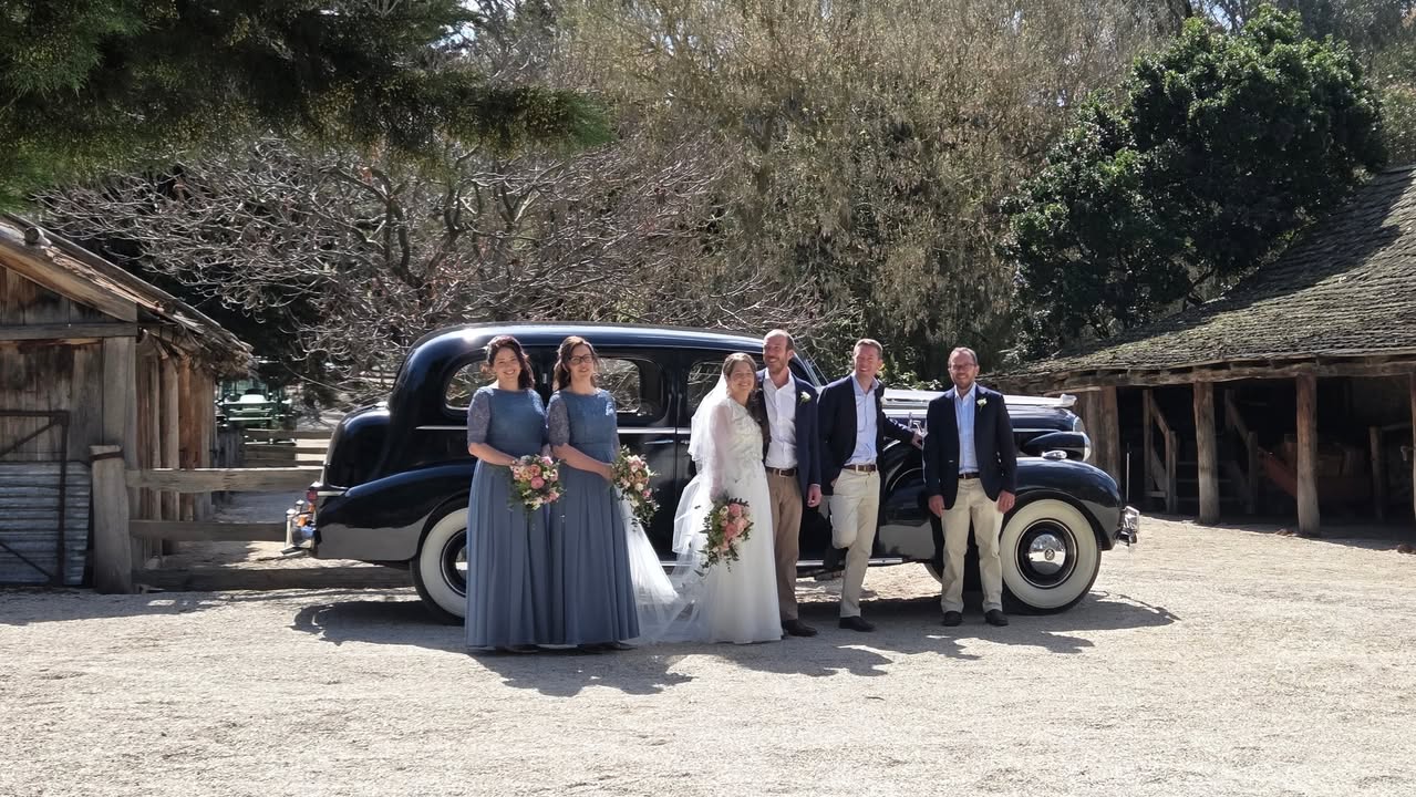 Bu cadi Wedding Cars